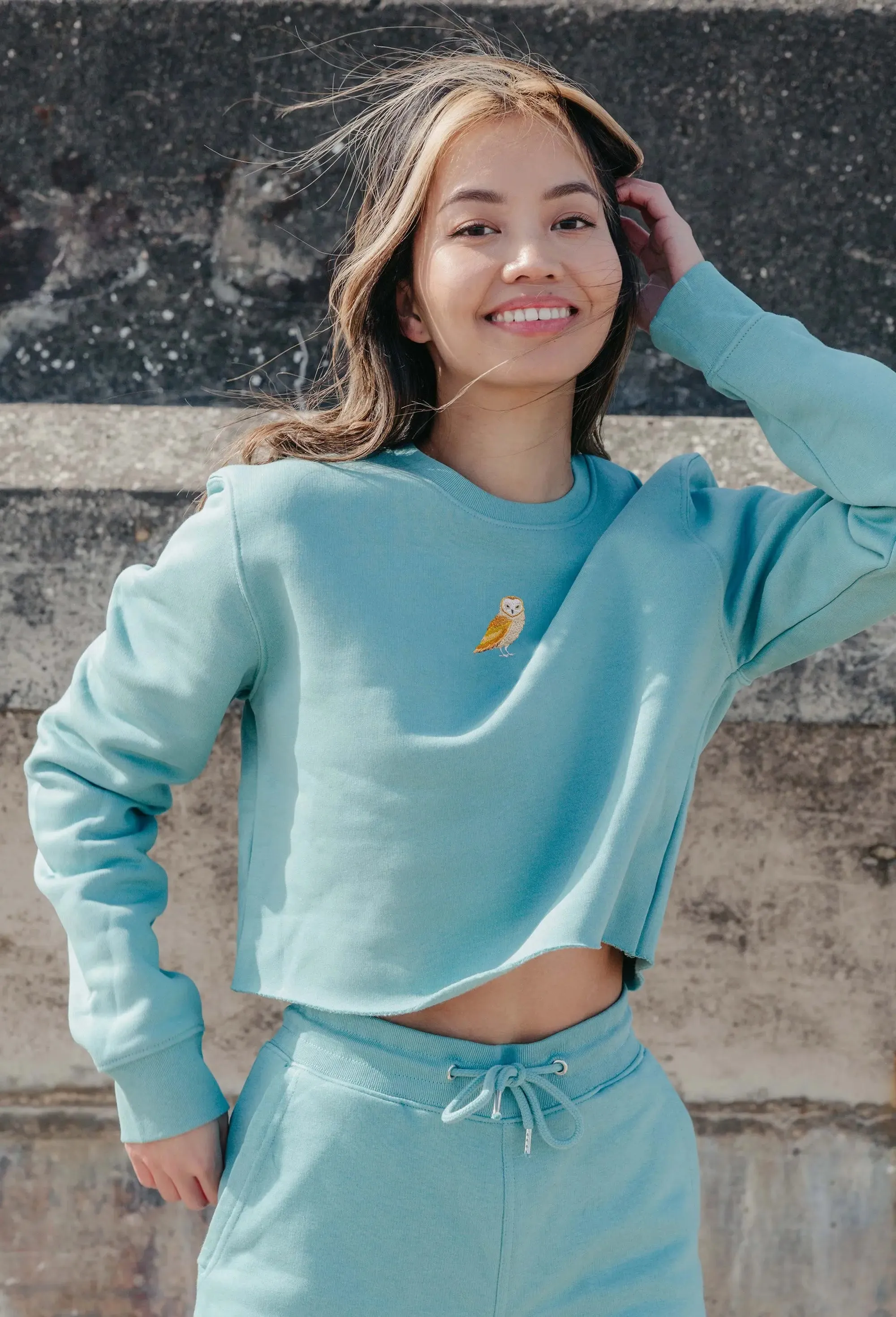 barn owl unisex cropped sweatshirt