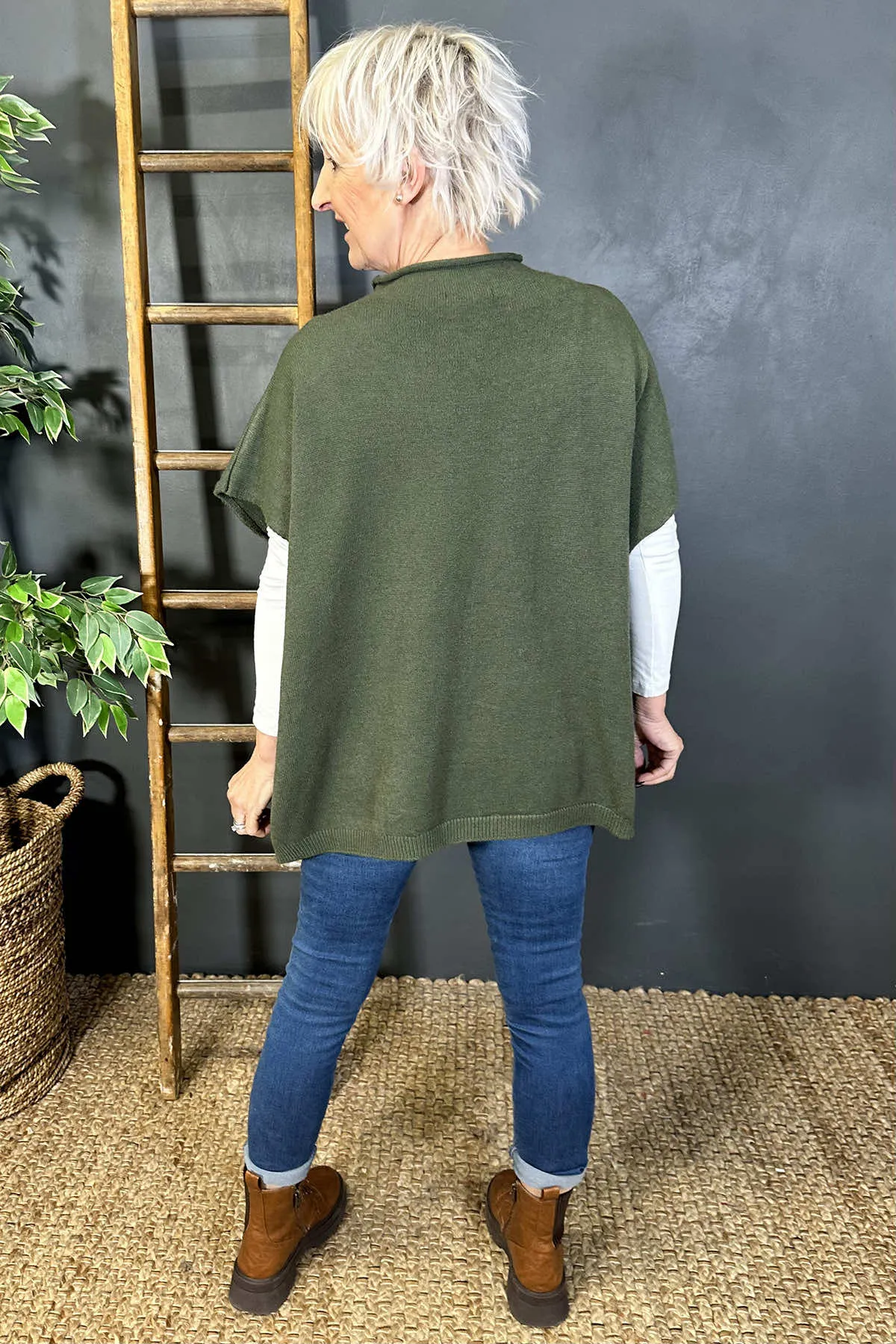 Mila Knitted Vest Khaki
